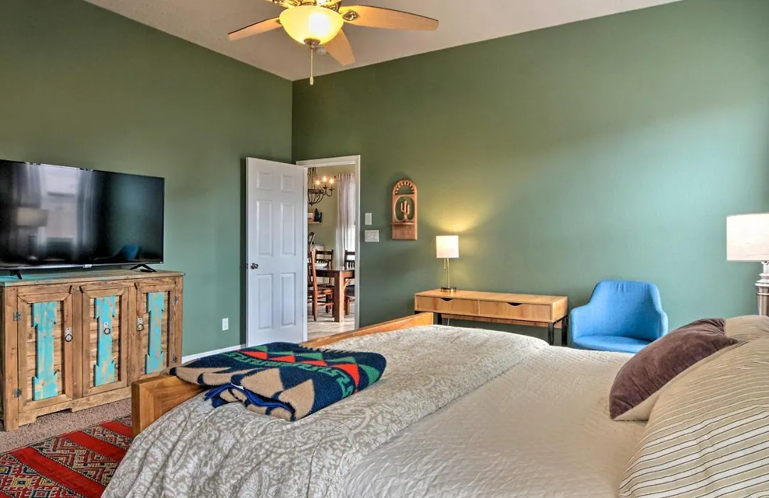 Step-Free, Modern Home - 12 Mi To Old Town!-1